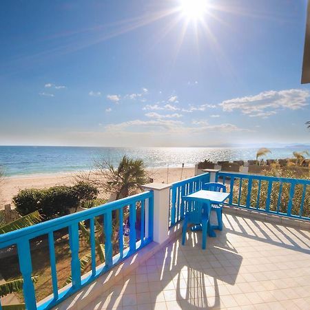 La Casa Sulla Spiaggia Флумини-ди-Кварту Экстерьер фото