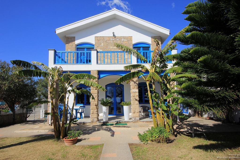 La Casa Sulla Spiaggia Флумини-ди-Кварту Экстерьер фото