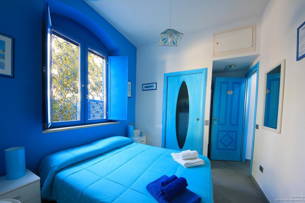 La Casa Sulla Spiaggia Флумини-ди-Кварту Номер фото