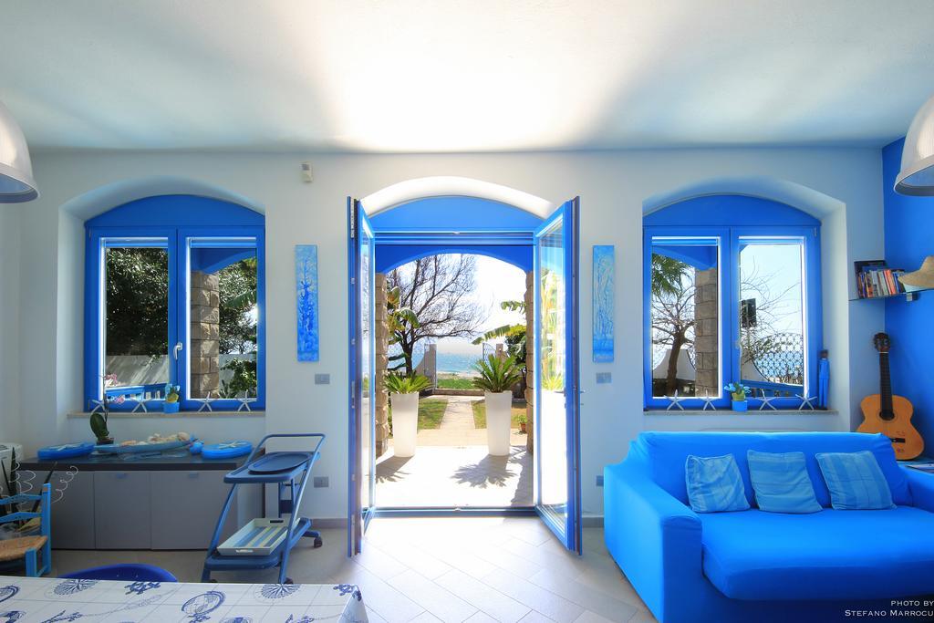 La Casa Sulla Spiaggia Флумини-ди-Кварту Экстерьер фото