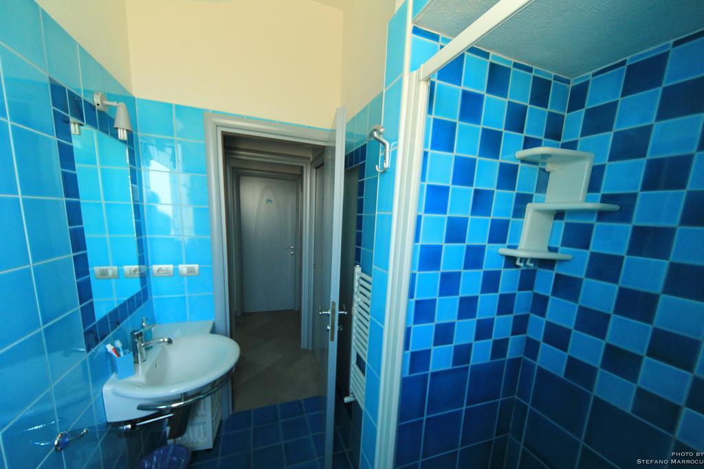 La Casa Sulla Spiaggia Флумини-ди-Кварту Экстерьер фото